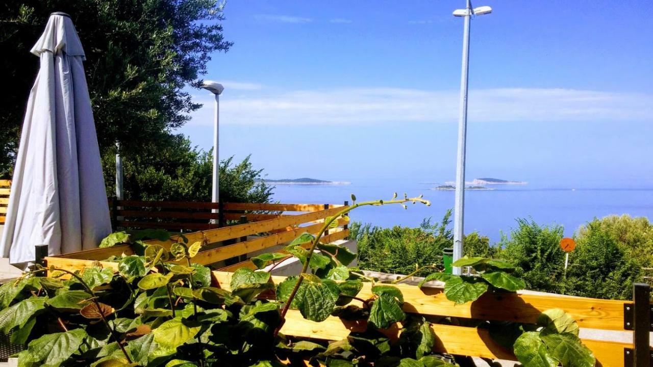 Apartment Eli - Sea View Mlini Esterno foto