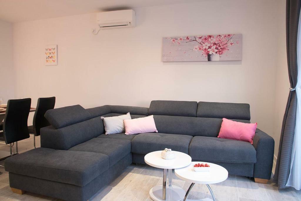 Apartment Eli - Sea View Mlini Esterno foto